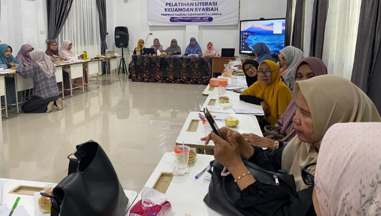 Aisyiyah dan Adira Syariah Gelar Pelatihan Literasi Keuangan Syariah di Langsa