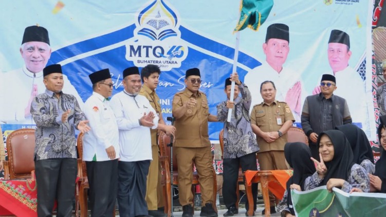 Bupati Dairi Lepas Kafilah MTQ ke-40 Tingkat Provinsi Sumatera Utara