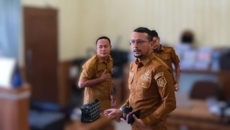 bupati labusel ingatkan asn: pelayanan bukan sekadar rutinitas