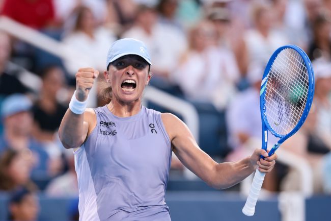 Iga Swiatek Libas Maddison Inglis 6-3, 6-0 di Australia Terbuka 2026