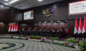 yusril tegaskan penempatan anggota polri di jabatan tertentu tetap sah