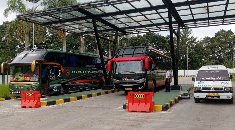 Ratusan Bus Masuk Tiap Hari, Terminal Tanjung Pinggir Harap Perhatian Pemko Siantar