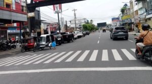 pantauan imlek 2026, arus kendaraan di pematangsiantar menurun