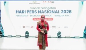 bupati labuhanbatu terima anugerah kebudayaan pwi pusat di puncak hpn 2026