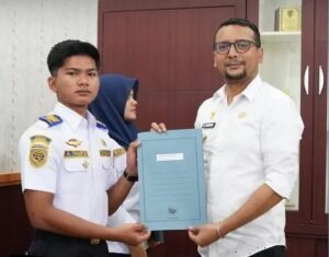 lima lulusan sttd resmi jadi cpns di labusel, bupati fery tegaskan integritas
