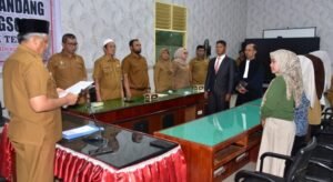 jubel simanungkalit dilantik jadi direktur pt sarana pembangunan tapian nauli, ini pesan sekda tapteng