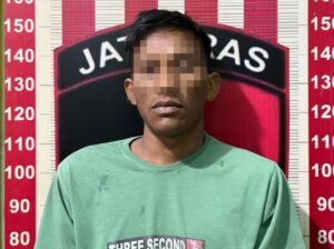 terekam cctv, maling rumah di tapteng akhirnya dibekuk polisi