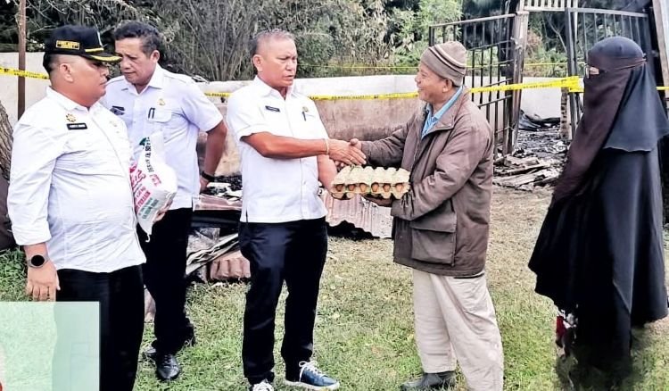 pemkab simalungun gerak cepat bantu korban kebakaran di serbelawan dolok batu nanggar