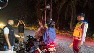 patroli malam polsek sipispis sasar jalinsum dan desa rawan kamtibmas