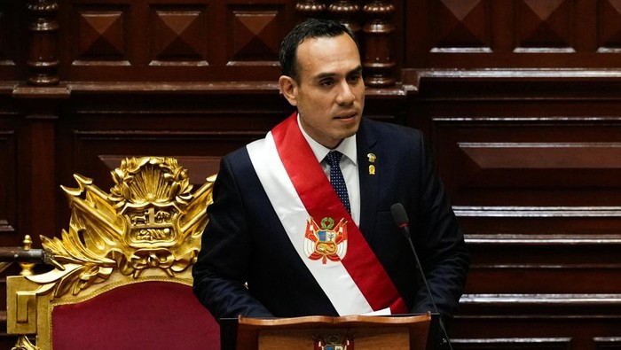 Kongres Peru Makzulkan Presiden Interim Jose Jeri Terkait Korupsi