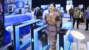sosok friderica widyasari dewi, kini resmi pimpin dewan komisioner ojk
