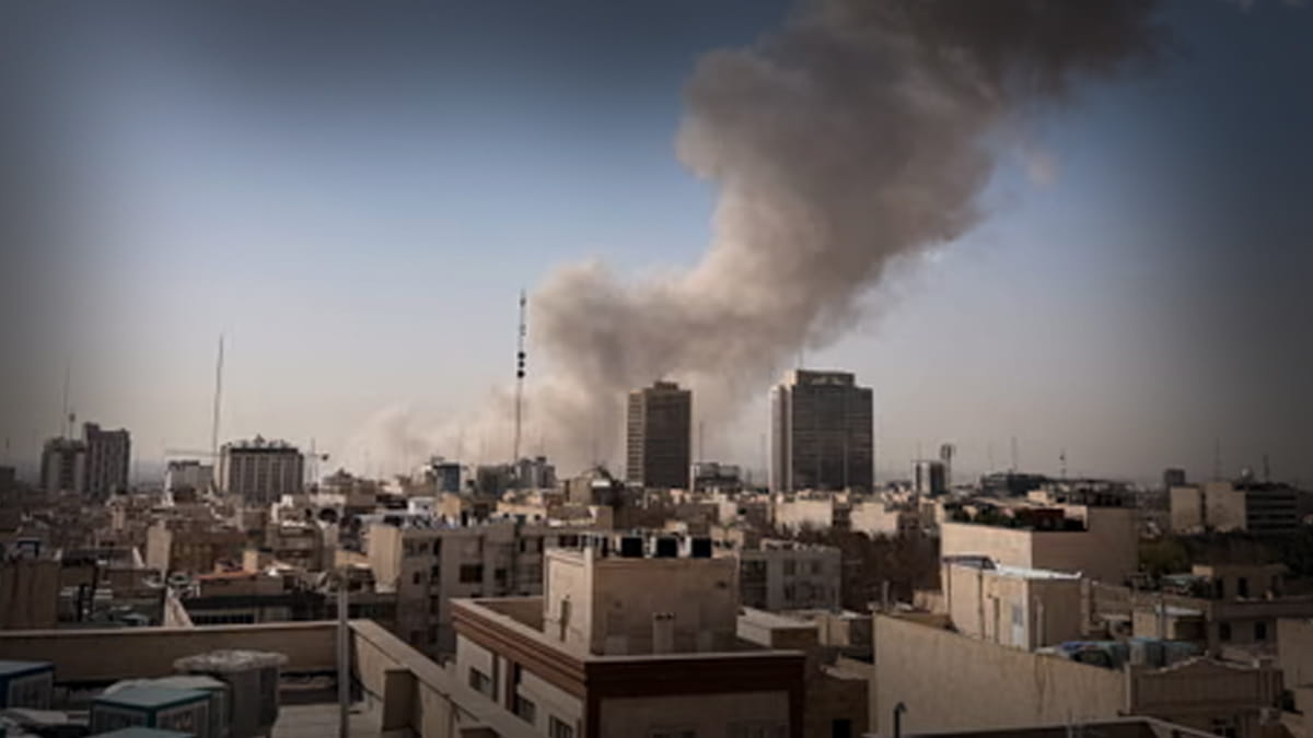 Serangan Israel ke Iran Picu Kekhawatiran Krisis Energi, Harga Minyak Dunia Meroket