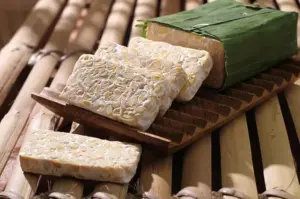 11 makanan yang kaya probiotik untuk kesehatan usus