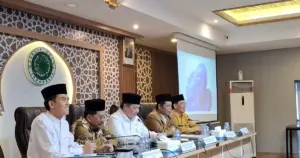 menko airlangga dan mui sepakat: produk impor pangan tetap harus bersertifikat halal