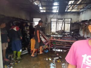 kronologi kebakaran landa 3 rumah-1 bengkel, api muncul saat warga hendak beribadah