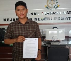 gimp dan gampera laporkan dugaan korupsi p-apbd 2025 ke kejari pematangsiantar