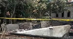 kebakaran di air genting asahan, rumah warga ludes saat ditinggal ke pasar