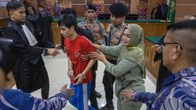 divonis 5 tahun, abk kasus sabu 2 ton di batam lolos dari tuntutan mati