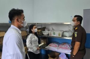 kejari simalungun kawal program mbg, gelar monev di sejumlah sppg