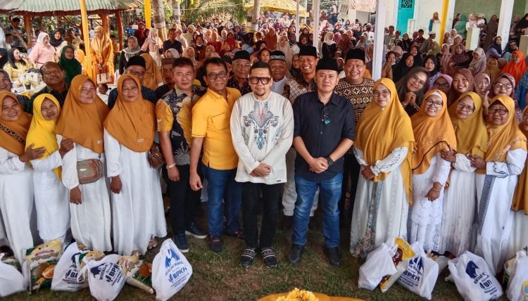 Ahmad Doli dan BPKH Tebar Manfaat, 1.000 Lebih Warga Simalungun Terima Sembako