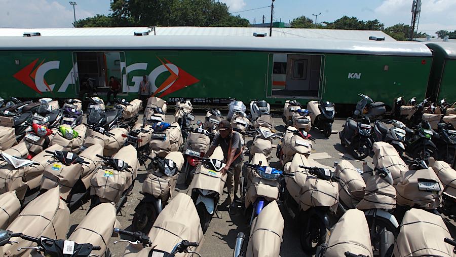 Ribuan Motor “Naik Kereta” Saat Mudik Lebaran, Program Motis Jadi Andalan Hindari Bahaya Jalan Raya