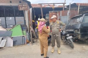 makan bahu jalan, bengkel botot di pondok sayur ditertibkan