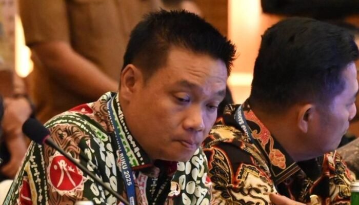 mundur dari ketua pdip humbahas, oloan nababan masih berstatus kader