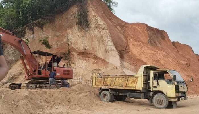 disorot! galian c tetap beroperasi di pandan tapteng usai banjir dan longsor