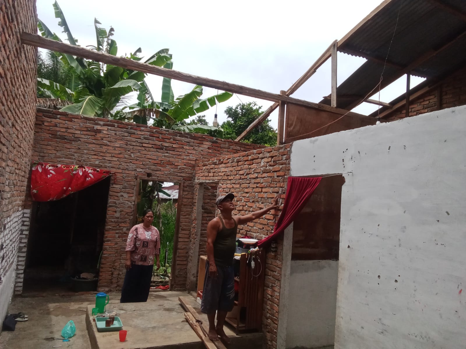 Nagori Karang Anyar Diterjang Puting Beliung, 81 Rumah Terdampak