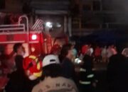 kebakaran di jalan thamrin siantar, toko sepatu sehati jaya marpaung hangus