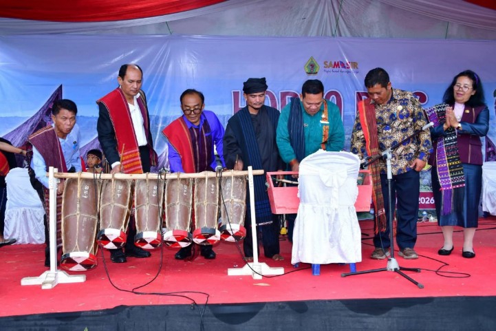 Horja Bius Mangase Taon Digelar, Wabup Samosir: Budaya itu Tak Ternilai