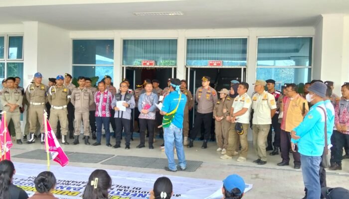 aliansi pemuda tapanuli utara demo, tuntut penutupan thm ilegal