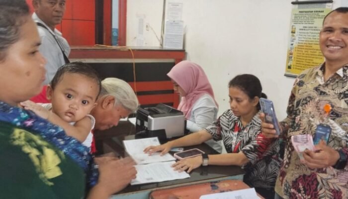 7.061 warga tapteng terima bantuan isi hunian dari kemensos ri