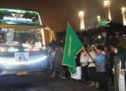 130 calon haji tapsel diberangkatkan dari masjid agung sipirok