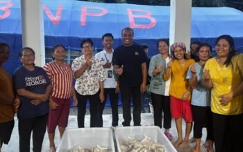 pascabencana, bisukma group dan sppg salurkan makanan ke warga simangumban