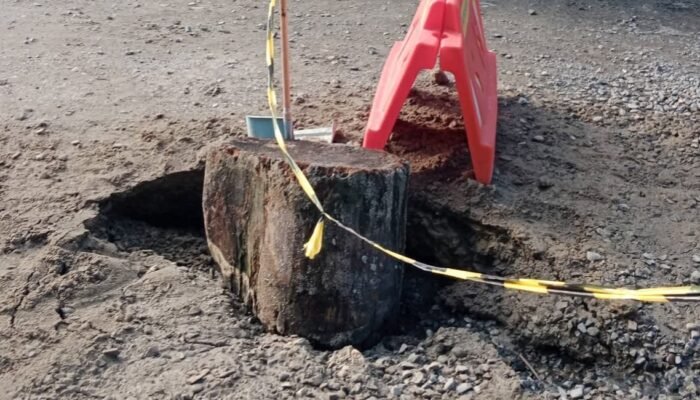 penyebab jalan gereja amblas belum sepekan usai diperbaiki