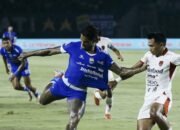 dewa united fc vs persib bandung 1-0: gol ferreira bawa kemenangan di indomilk arena
