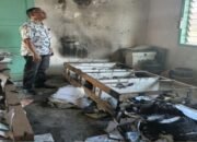 kantor lurah tapian nauli ii tapteg diduga dibakar otk, sejumlah dokumen penting hangus