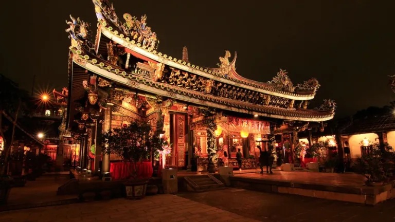 Wisata Taipei Lengkap 2026: 35 Tempat Hits, Kuliner, dan Aktivitas Seru