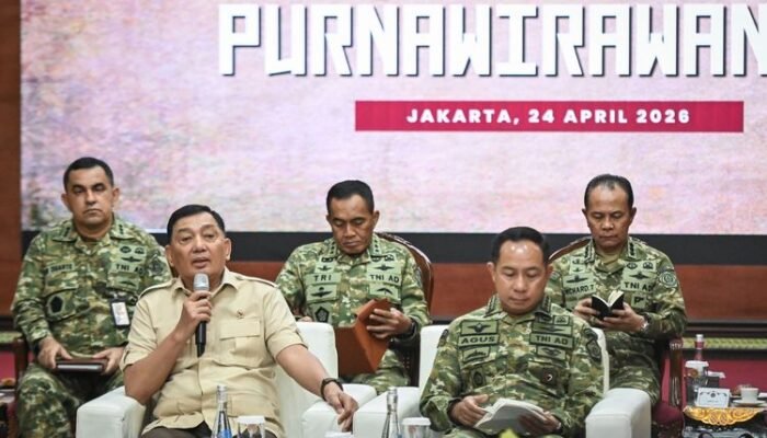 menhan sjafrie kumpulkan jenderal purnawirawan tni, bahas isu sensitif dengan as