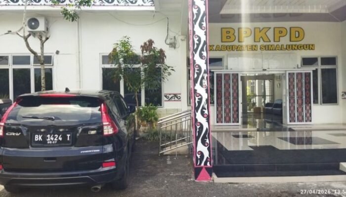 3 mobil dinas bpkpd simalungun ganti pelat hitam