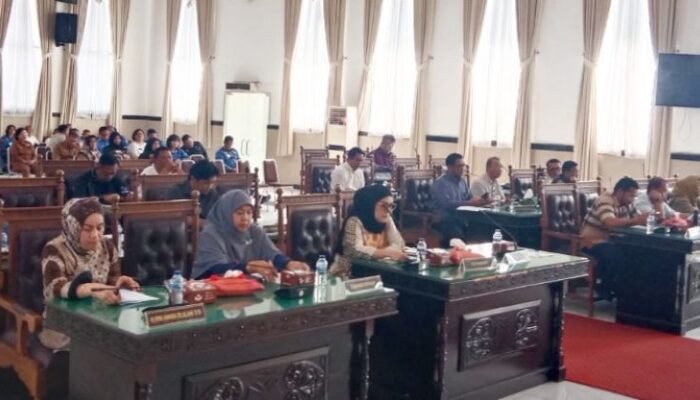keputusan dprd siantar ingatkan wali kota dengan 90 poin rekomendasi