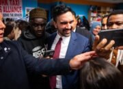 new york izinkan tiktok kembali digunakan di perangkat pemerintah