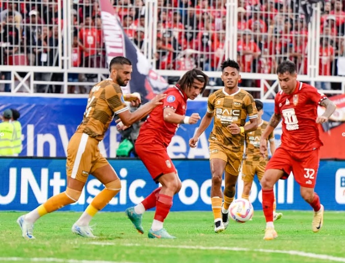 Head-to-Head Memanas! Malut United Siap Permalukan Dewa United di Kandang Sendiri