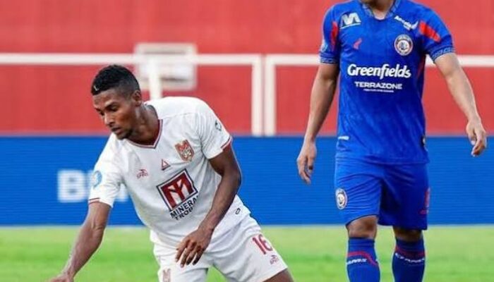 arema fc vs malut united berakhir imbang 1-1, duel sengit hingga peluit akhir