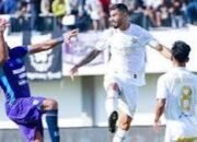 arema kalahkan persita 1-0 di super league babak 27, gol gustavo jadi penentu