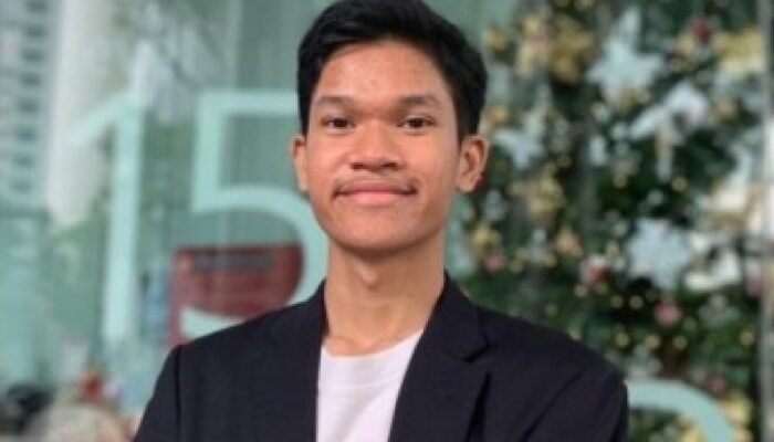 albert lukas pithel hasugian, anak sopir angkot dari medan yang jadi valedictorian itb 2026