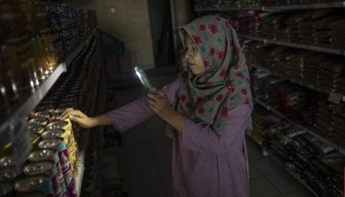 jakarta gelap total! listrik padam serentak, fakta dari pln bikin kaget