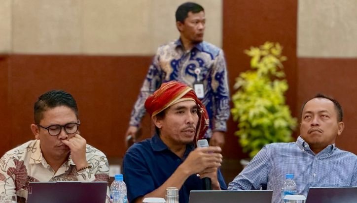 masyarakat adat