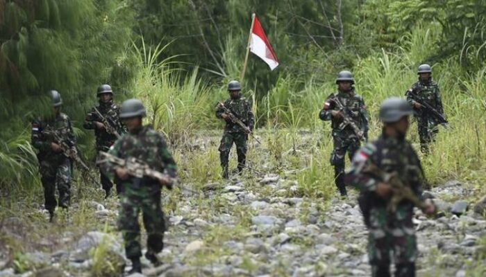 koalisi masyarakat sipil desak pemerintah hentikan operasi militer di papua